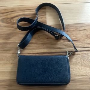 Thirty One Navy Blue Crossbody Wallet